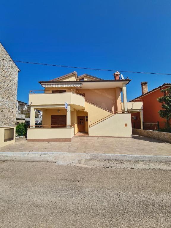 Apartments Manuel Новиград Экстерьер фото