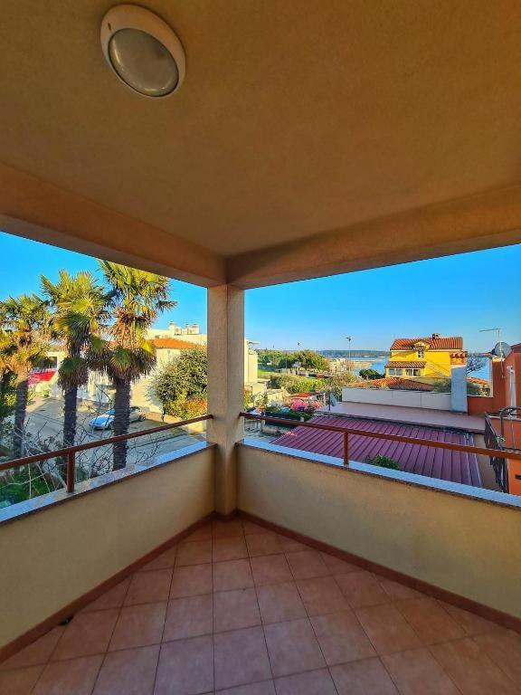 Apartments Manuel Новиград Экстерьер фото